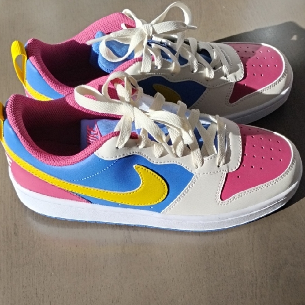 Nike Court Sneakers Kids 6Y